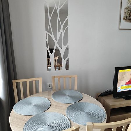Apartament Praski 5 Minut Od Metra I Starego Miasta Spacerem Do Zoo I Konesera Warszawa Exteriör bild